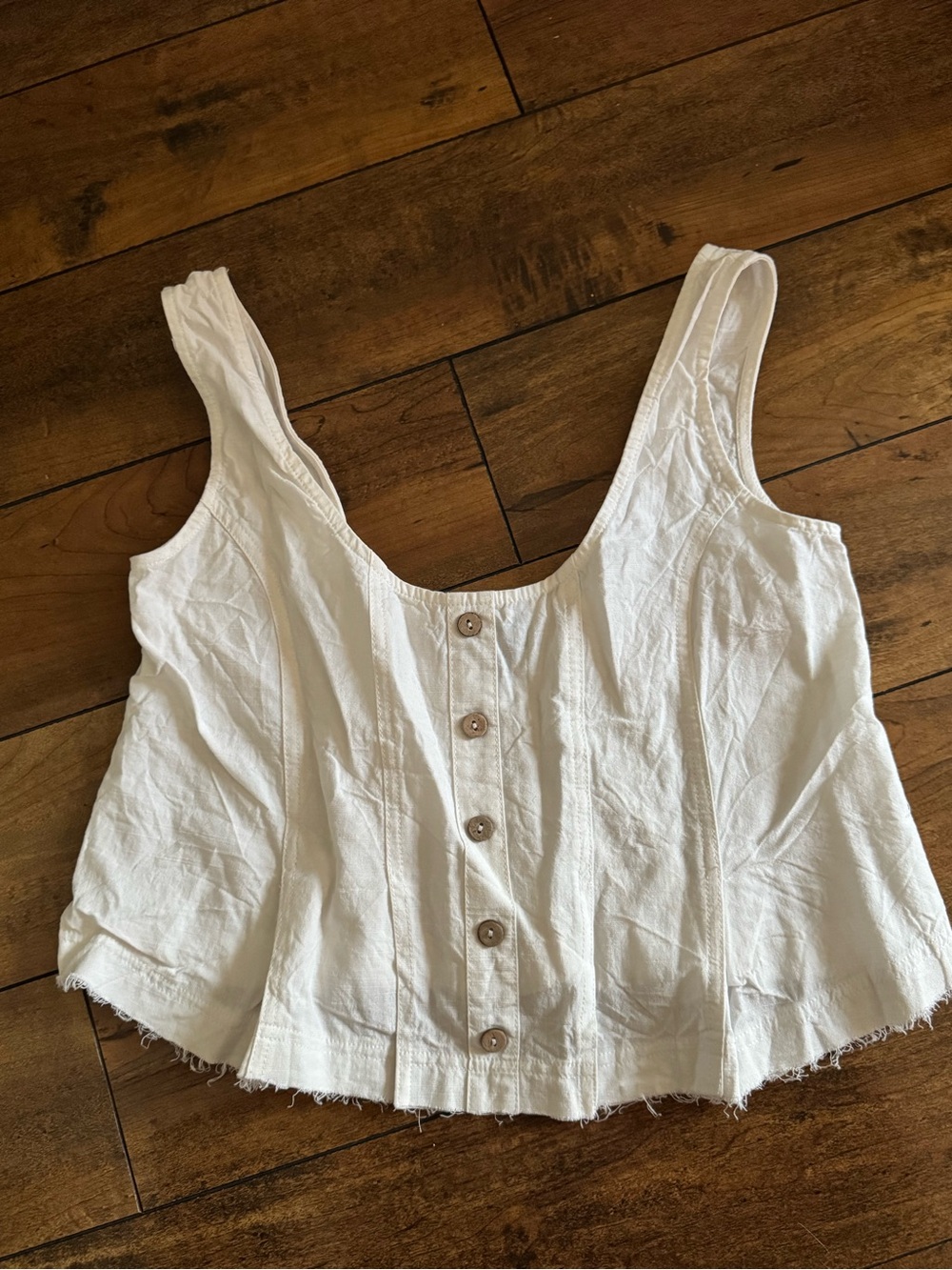 Women’s White Button-Front Tank Top